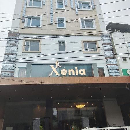 Hotel Xenia Varanasi Exterior photo