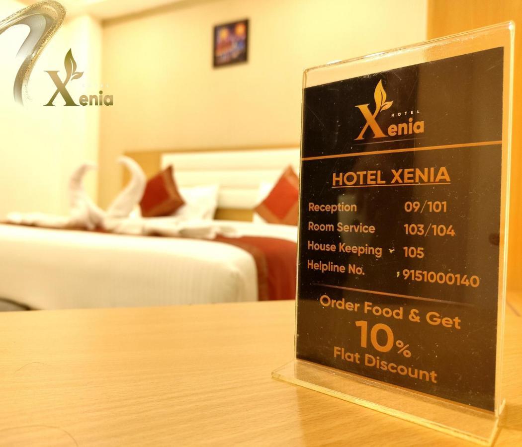 Hotel Xenia Varanasi Exterior photo