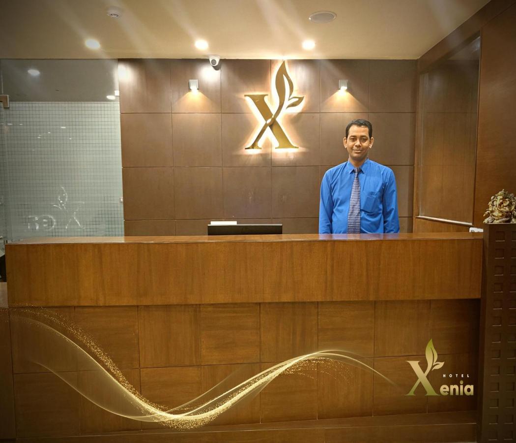 Hotel Xenia Varanasi Exterior photo